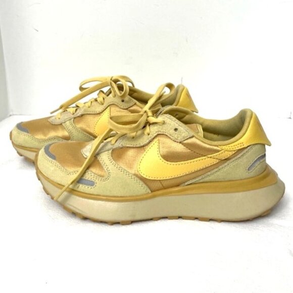 Nike Phoenix Waffle Women's Sneakers Sz 6 FJ1409-700 Wheat Gold/Saturn Gold - Picture 2 of 8